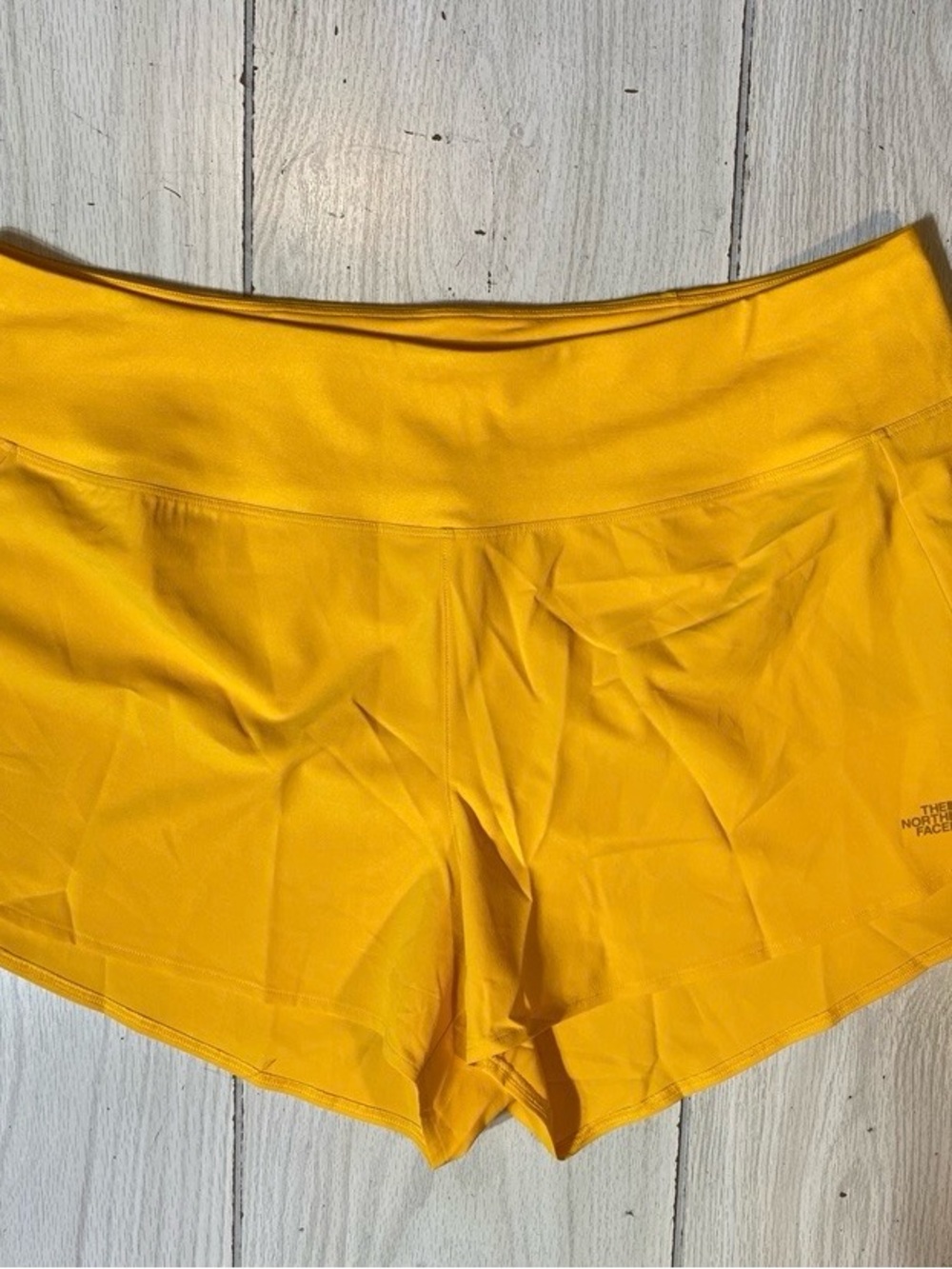 NWT The North Face Arque Athletic Shorts Women's XL Summit Gold Running Hiking